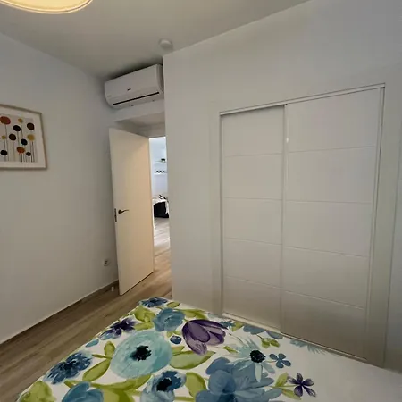 Piso Helsinki * 托雷维耶哈